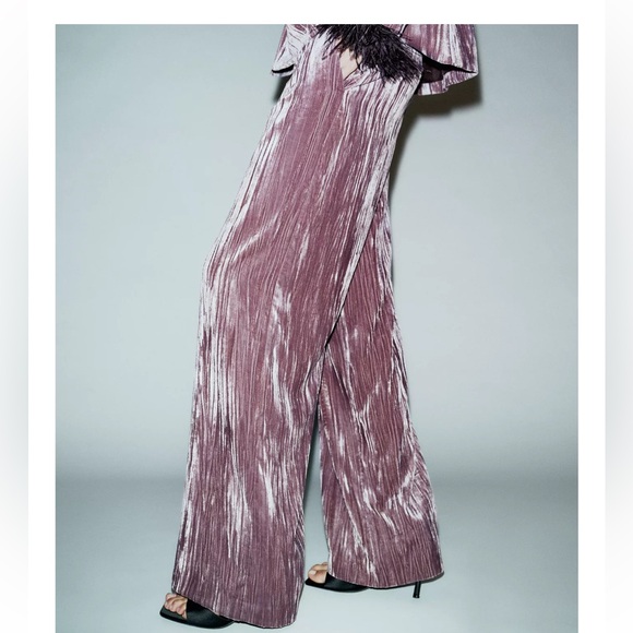 NWT ZARA Mauve Purple Velvet Wide Leg Pants Trousers Mid Waist Flowy Women’s XS - Picture 2 of 9